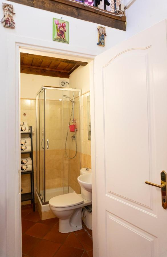 Le Streghe Rooms E Art,Centralissimo Con Garage Su Richiesta Livorno Zewnętrze zdjęcie